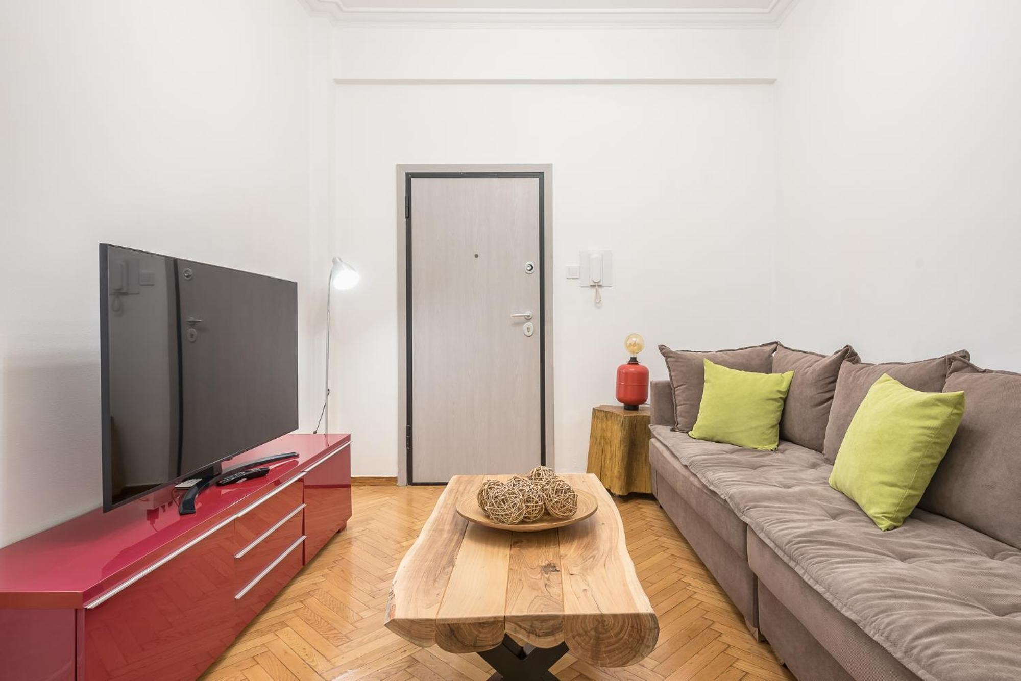 Stylish Luxury Apartment At Ampelokipi Metro Station Атина Екстериор снимка